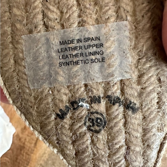 Leather By Bianca Palermo Gold Wedge - Picture 6 of 6